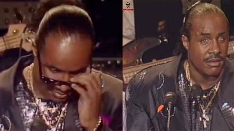 Stevie Wonder Takes His Glasses Off And Gives A Powerful Inspiring Motivational Speech Youtube