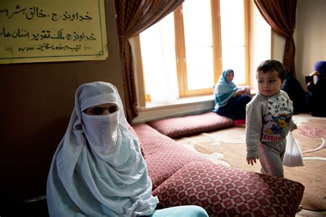 Afghan Official Accuses Womens Shelters Of Corruption The New York Times