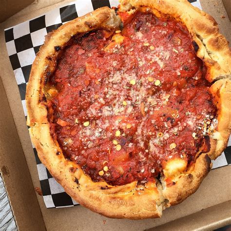 La mejor forma de disfrutar tu pizza. Delfino's Chicago Style Pizza Truck - 12 Photos & 15 Reviews - Food Trucks - Laurelhurst ...