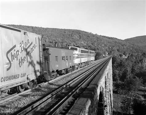El Lanesboro Pennsylvania 1970 Erie Lackawanna Railway Diesel
