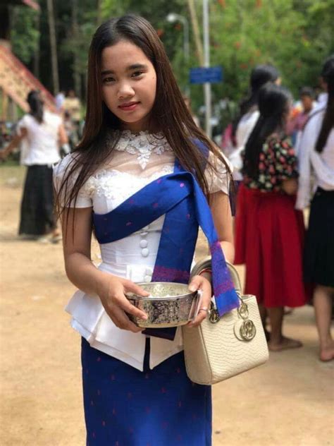 Beautiful Khmer Girl In Cambodia Traditional Costume She Smile And