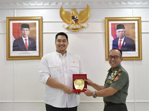 Menpora Dito Dukung Pembinaan Olahraga Di Markas Besar Tentara Nasional