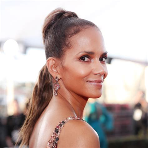 Halle Berry Seemingly Reveals Her Mystery Mans Identity E Online