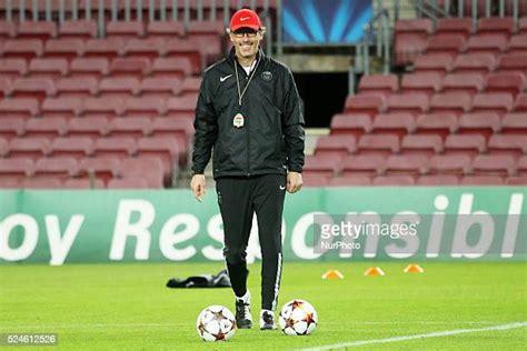 Laurent Blanc Barcelona Photos And Premium High Res Pictures Getty Images