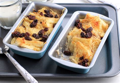 Puding roti tawar coklat pun siap dihidangkan untuk orang terkasih di hari kasih sayang. Yuk, Sarapan Dengan Puding Roti Kismis, Resep Roti Tawar ...