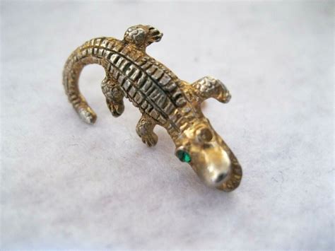 Vintage Golden Crocodile Alligator Pin Brooch~small~t Gem