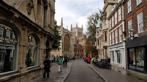 Cambridge University campus visit : England | Visions of Travel