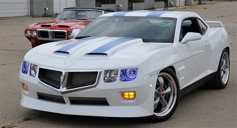 Sema Hpp Comes Up With Its Own Trans Am Camaro Kit Carscoops