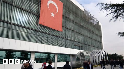 Turkey Seizes Control Of Zaman Newspaper Linked To Gulen Bbc News