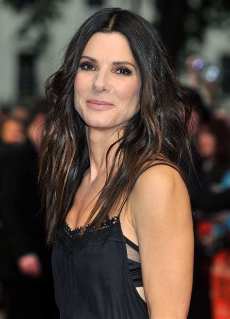 Sandra Bullock Hairstyle Makeup Dresses Shoes And