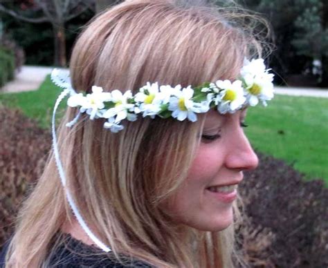 Daisy Flower Crown If Your Going To San Fransisco Wear Flowers In Your