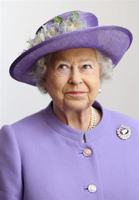 Die Queen Hm The Queen Royal Queen Her Majesty The Queen Save The