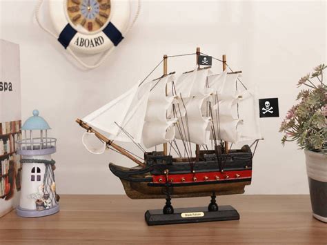 Wholesale Wooden Captain Kidds Black Falcon White Sails Limited Model