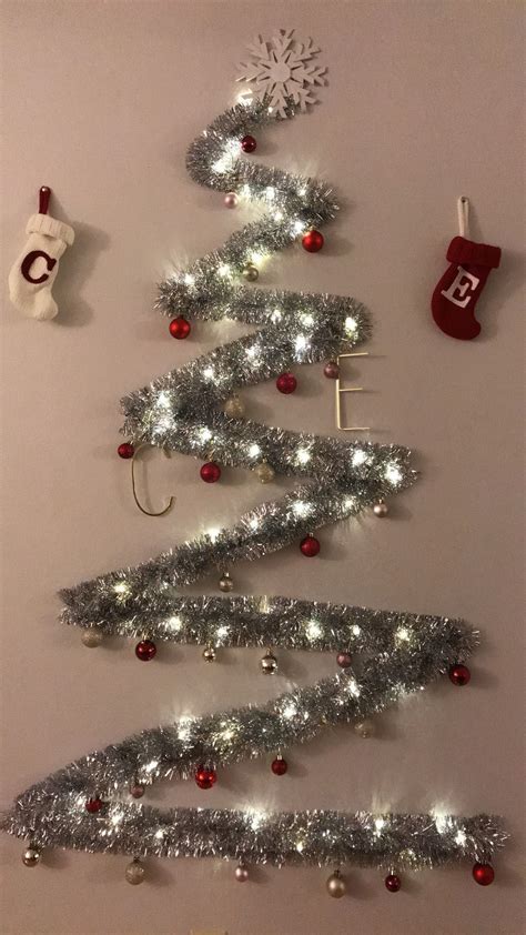 10 Tinsel Christmas Tree Wall