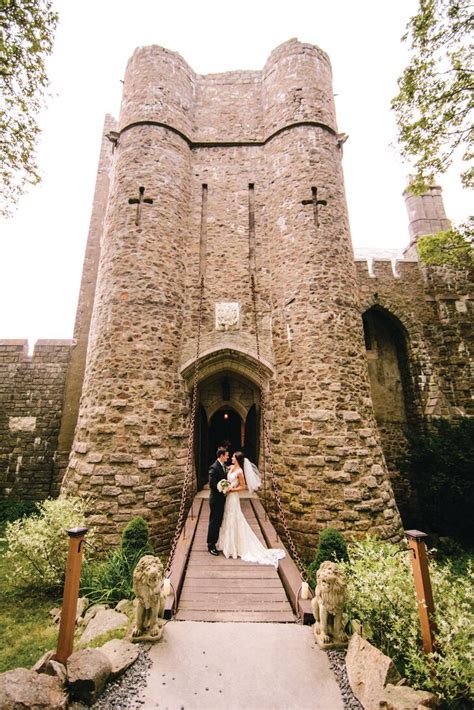 The wedding ceremonies take place right on the lawn overlooking the course and the ocean. Enchanting Castle Wedding Venues — All in the USA