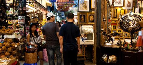 The adjacent jj mall sells amazing home décor; Chatuchak Weekend Market- Chatuchak Weekend Market in Bangkok