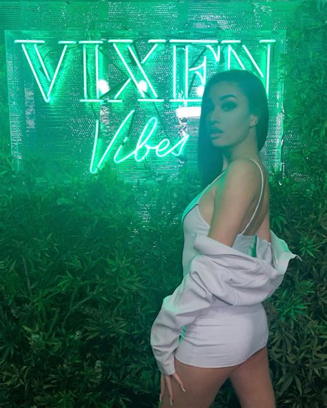 Tw Pornstars Pic Scarlett Bloom Twitter Had So Much Fun At The Vixen Party The Other