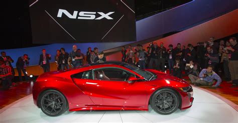 Acura Hopes For Enthusiasts Return With Nsx Ponders Hr V Derivative