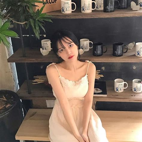 Save Follow • Mei Mei • Con Gái Thời Trang Instagram