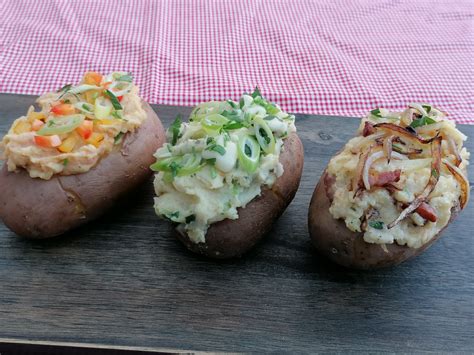 Gevulde Aardappelen Op Drie Manieren Lekker Tafelen