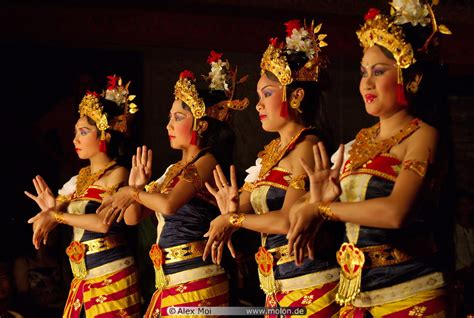 Photo Of Female Legong Dancers Legong Dance Bali Indonesia