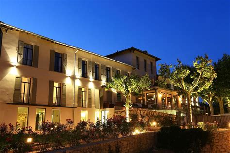 Les Lodges Sainte Victoire Aix En Provence France Lodges Hotel