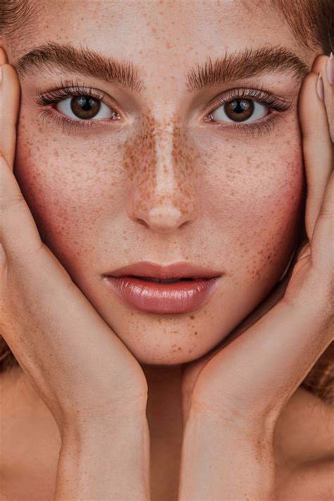 Freckles Natural Make Up Look Gesichtsfotografie Gesicht