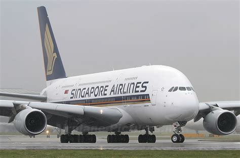 Book singapore airlines flights ✈ now from alternative airlines. Singapore Airlines vola a Shanghai con il superjumbo A380 ...