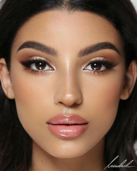 Flash That Beautiful You With Gorgeous Lipstick Prom Makeup For Brown