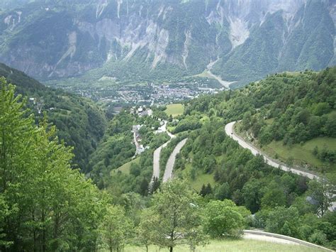 Alpe Dhuez A Breathtaking Climb For Cyclists