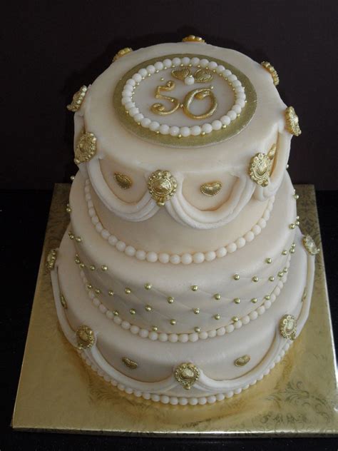 Classic 50th Wedding Anniversary Cake