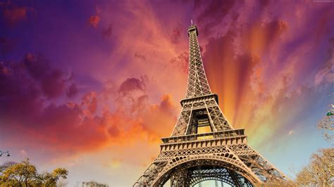 Eiffel Tower Screensavers Posted By Brittany Robert