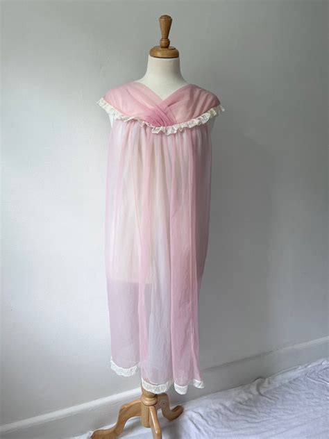 1950s Babydoll Pink Lace Slip Dress Medium Cottage Gem