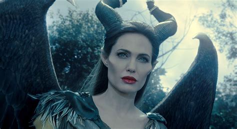 See The Gorgeous Poster For Maleficent Sequel