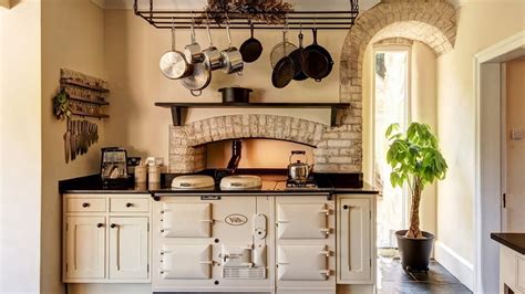 It feels spacious and bright, which is so important in any kitchen. Eight great ideas for a small kitchen | Interior Design ...