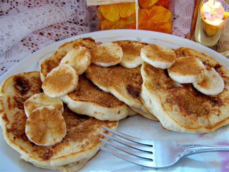 In a medium bowl, combine the flour, baking powder, baking soda. Barefoot Contessas Banana Sour Cream Pancakes Recipe ...