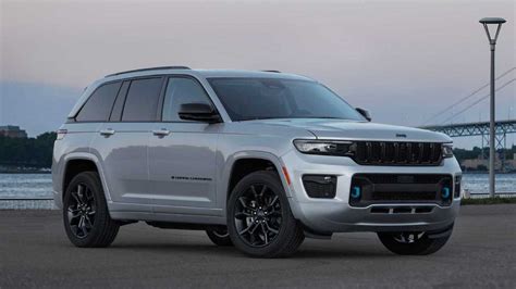 2023 Jeep Grand Cherokee 4xe 30th Anniversary Debuts At Naias