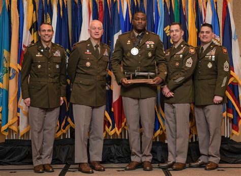 Pa Army National Guard Recruiter Wins National Level Award
