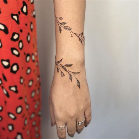 Vine Tattoos Body Art Tattoos Thigh Tattoos Women Tattoos For Women