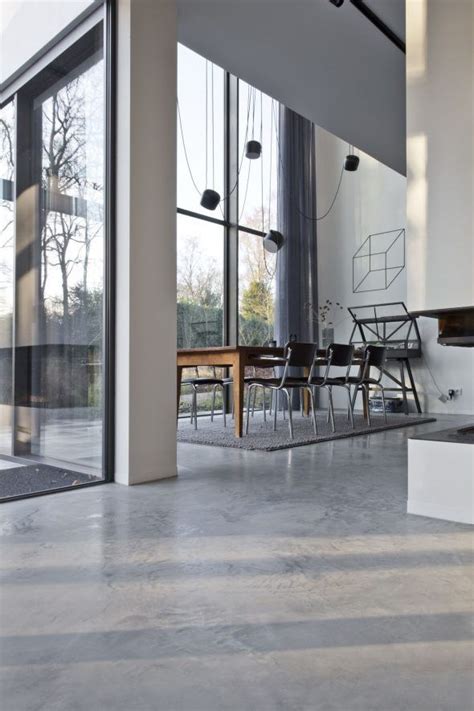 beton ciré wanden in de badkamer willem designvloeren betonvloeren vloeren betonnen huis