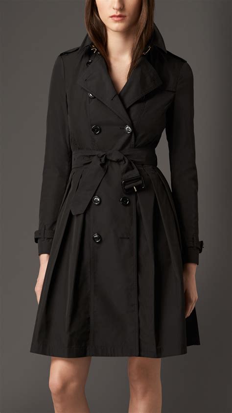 Skirted Trench Coat | Trench coats women, Trench coat, Trench coat fall
