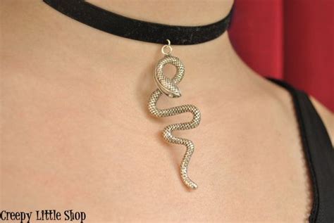 Snake Choker Necklaceblack Velvet Chokersnake Chokerviper Etsy Uk