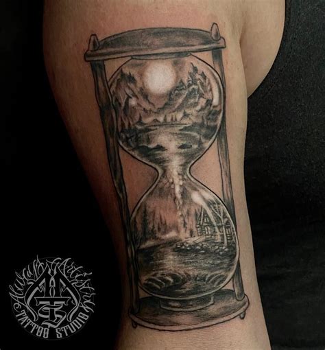 Hourglass Tattoo Hourglass Tattoo Tattoos Grey Tattoo