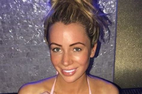 Love Island 2017 Babe Olivia Attwood Decorates Nipples With Hearts