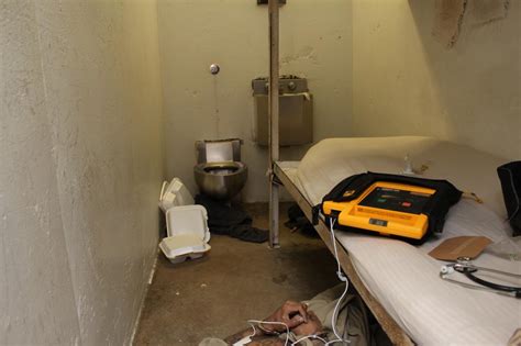 Doubling Up Prisoners In Solitary Creates Deadly Consequences 885 Wfdd