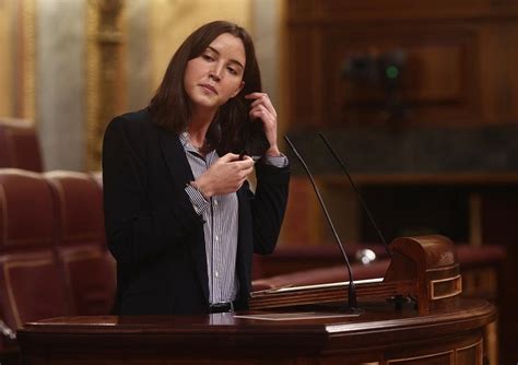 El PSOE supera con PP PNV y CS la primera votación de su reforma del