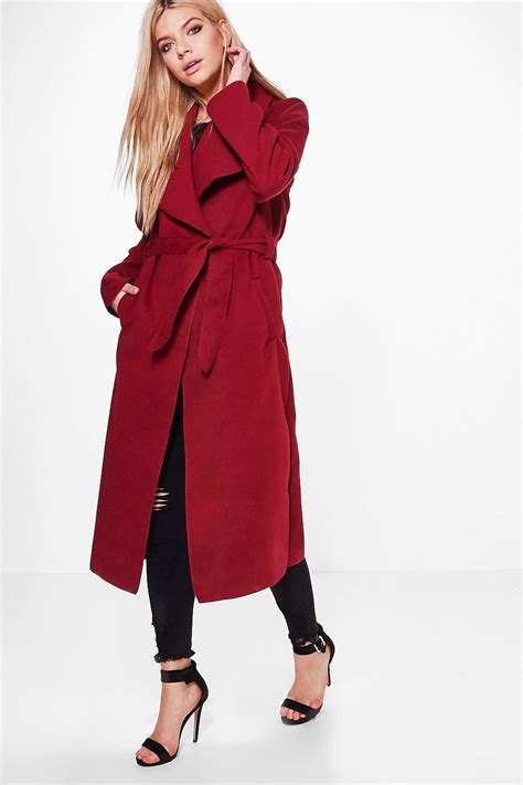 This coat has no fastenings aside from an optional belt. Belted Shawl Collar Coat | Boohoo in 2019 | Coat, Shawl ...