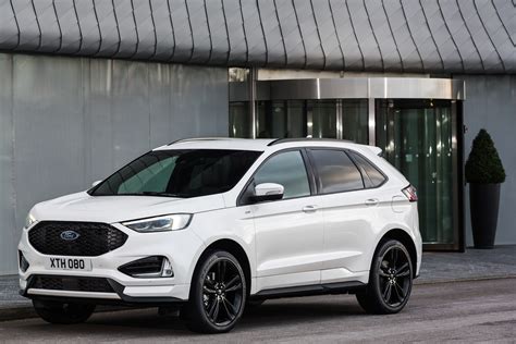 Stylish Sporty New Ford Edge SUV Debuts New PS EcoBlue Bi Turbo Engine And Innovative