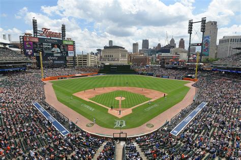 Detroit Tigers Is It Finally Time To Move The Fences In At Comerica