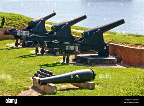 Cannon From The War Of 1812 At Ft Mchenry Md Us Stock Photo Alamy